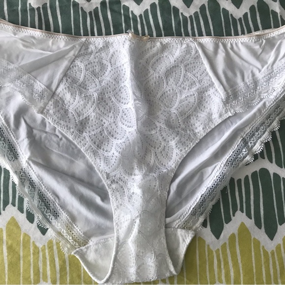 BNWOT BIEN FEE POUR TOI LINGERIE - Picture 11 of 14